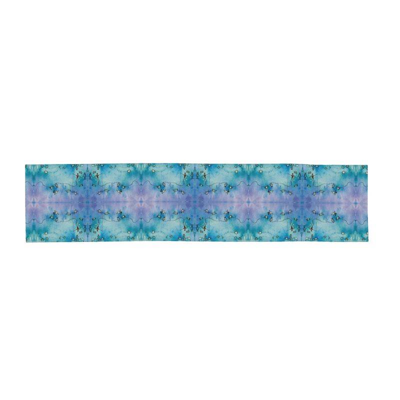 AQP416. Wrap or Shawl. Zijdesatijn 135x31 cm.