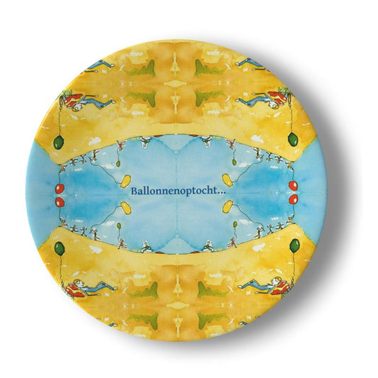 AQP415. Ballonnenoptocht. Porcelein Bord. Maat: L.16.5 cm.