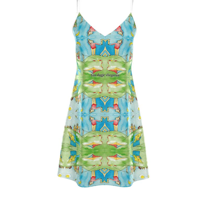 AQP417. Slip Dress: Een dagje vliegeren.