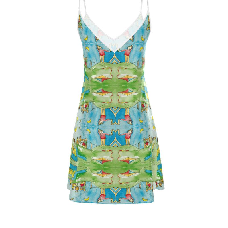 AQP417. Slip Dress: Een dagje vliegeren.
