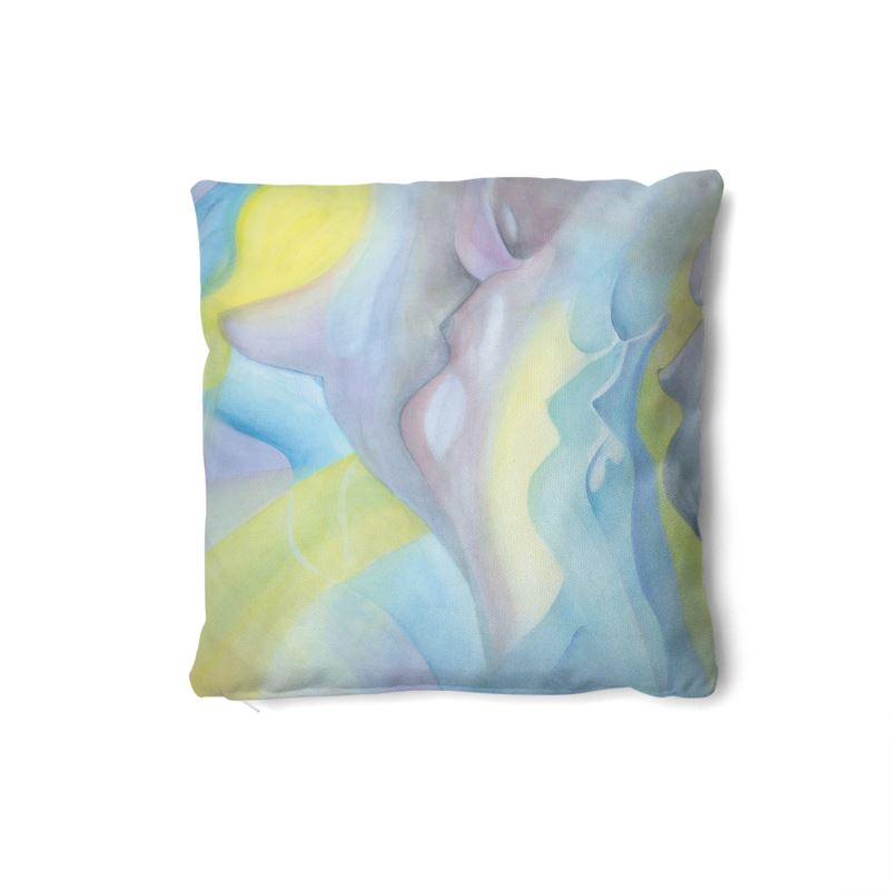 Women. Pillow Luxe