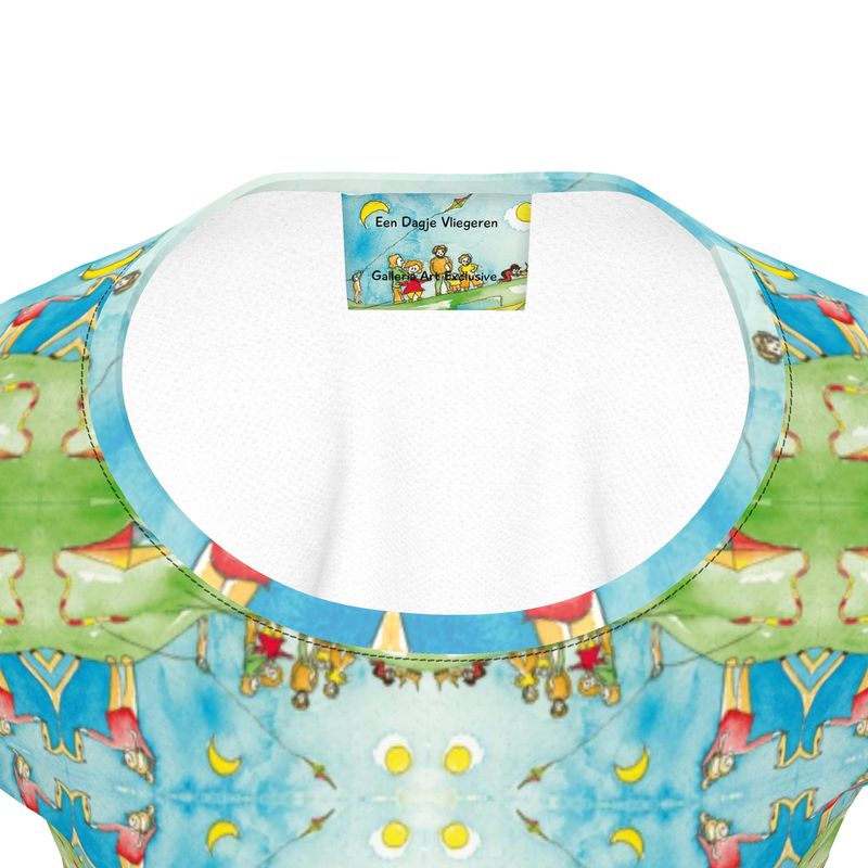 AQP417. Girls Premium T-Shirt.2: Een Dagje Vliegeren.