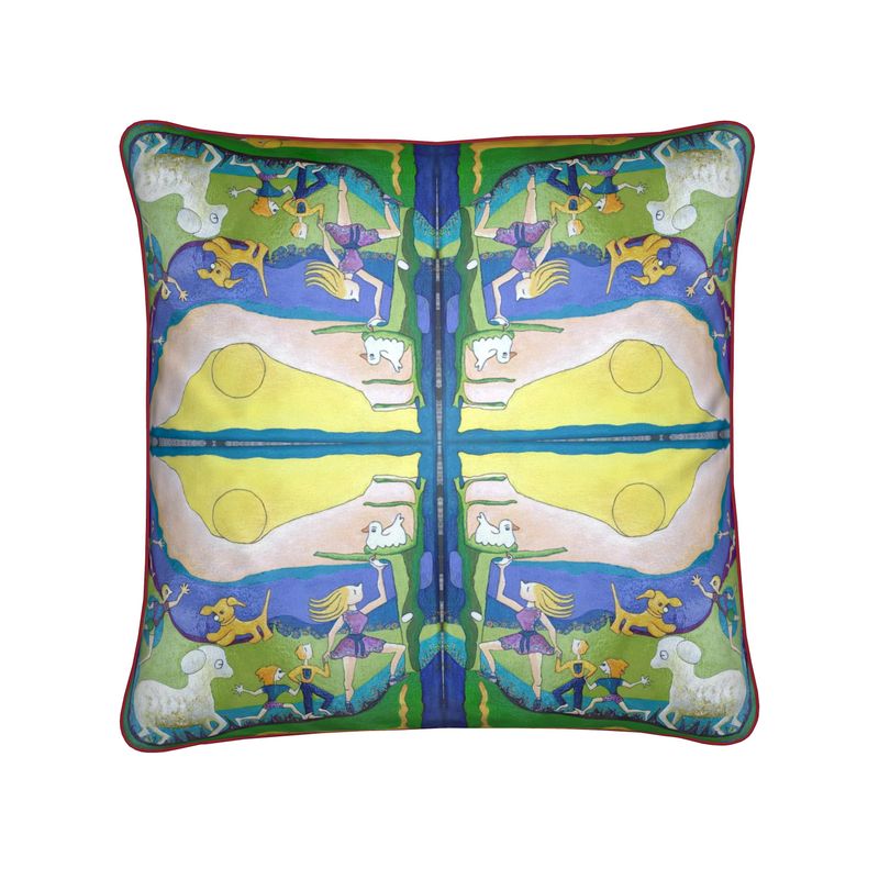 OK313. Cushions.Kussens. Midden in de zomer.