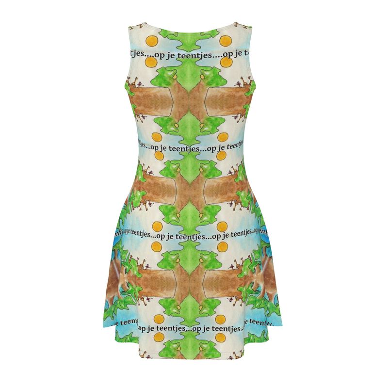 AQP578. Skater Dress: Op je teentjes.