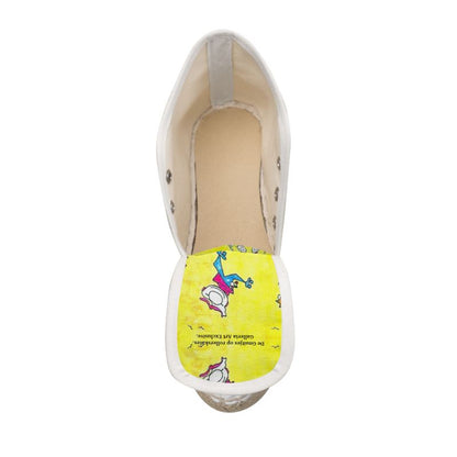 AQP444. Dames Espadrilles Sleehak: De Gnuitjes op rollerskates.