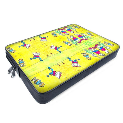 AQP444. Laptop Bags: De Gnuitjes op Rollerskates.