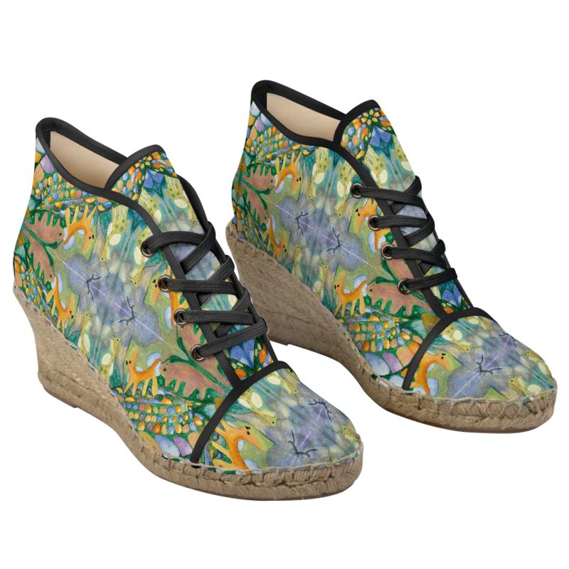AQ330. Ladies Wedge Espadrilles: Waar de Vogel Vloog...