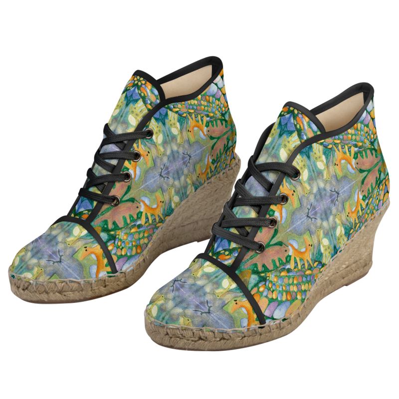 AQ330. Ladies Wedge Espadrilles: Waar de Vogel Vloog...
