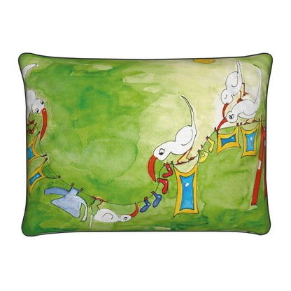 AQP412. WASDAG. Cushion with feaders.