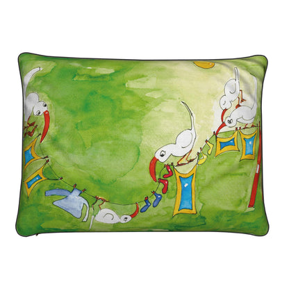AQP412. WASDAG. Cushion with feaders.